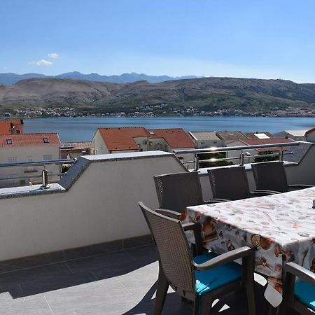 Apartmani Celjak Паг Екстериор снимка