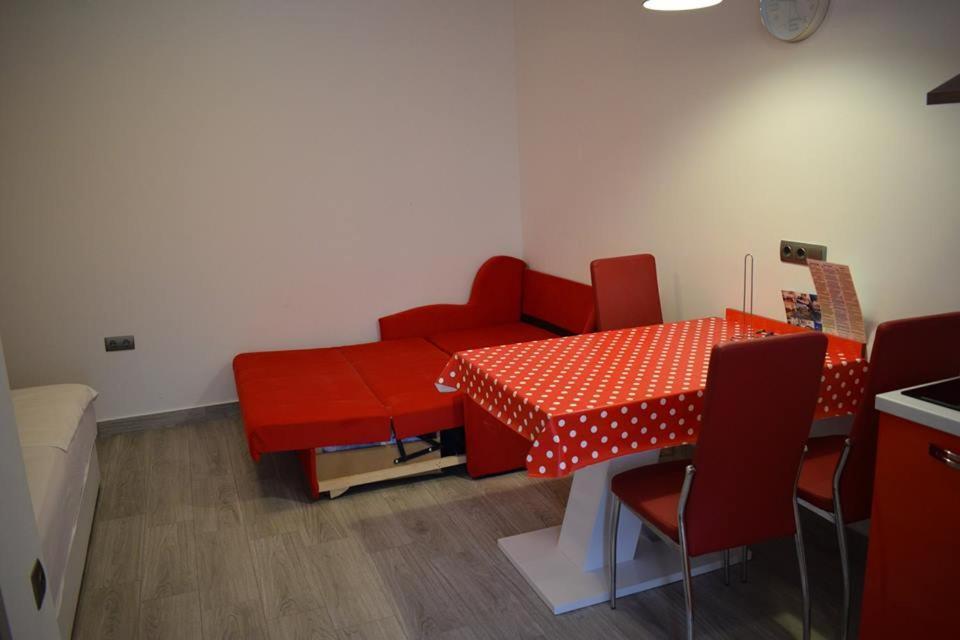 Apartmani Celjak Паг Екстериор снимка