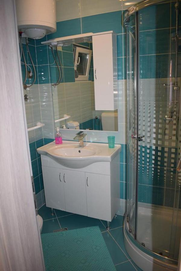 Apartmani Celjak Паг Екстериор снимка